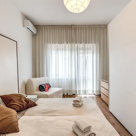 Zeus House 아파트