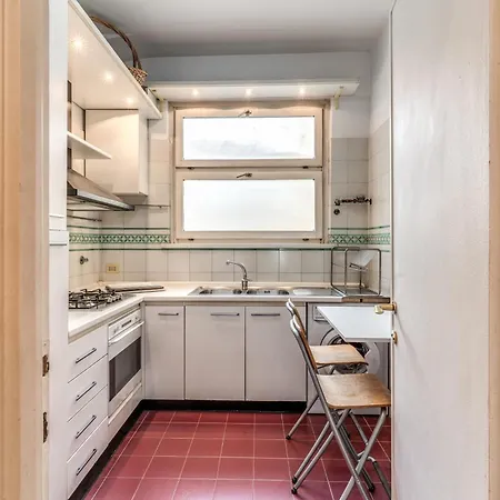 Apartment Zeus House Rome